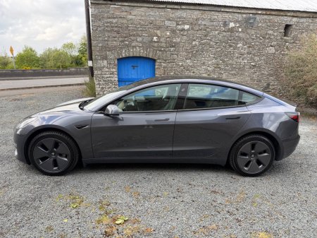 2022 Tesla Model 3 - photo 5
