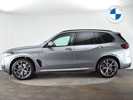 2025 BMW X5 - photo 3