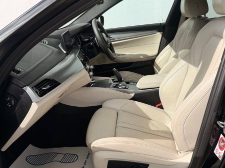 2017 BMW 5-Series - photo 14