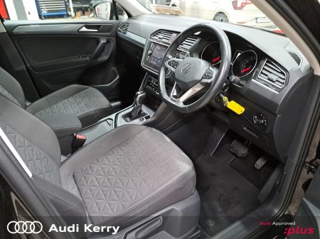 2022 Volkswagen Tiguan - photo 14