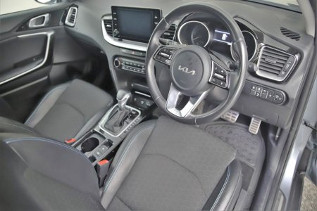 2023 Kia XCeed - photo 13