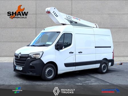 2022 Renault Master