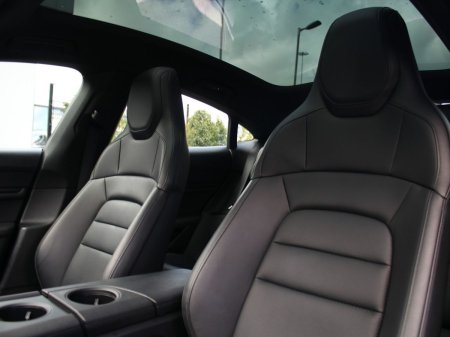 2023 Porsche Taycan - photo 5