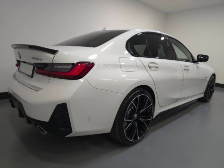 2023 BMW 3-Series - photo 5