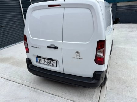 2023 Peugeot Partner - photo 9