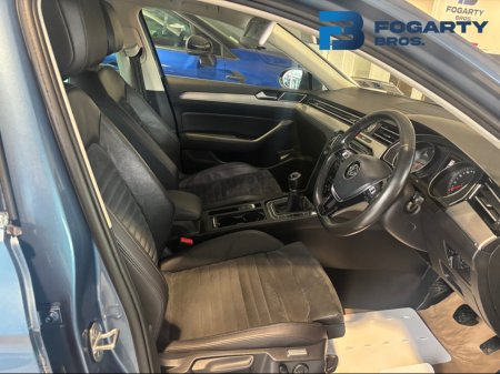 2017 Volkswagen Passat - photo 6