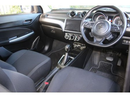 2021 Suzuki Swift - photo 11