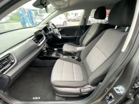 2025 Kia Stonic - photo 19