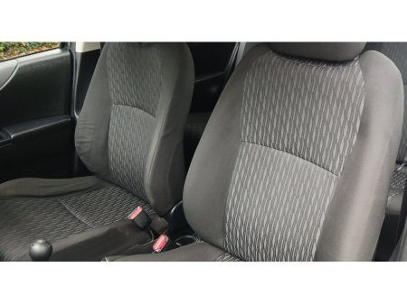 2013 Toyota Yaris - photo 14