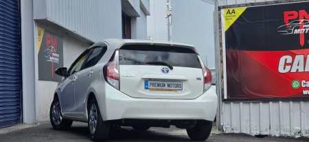 2015 Toyota Aqua - photo 4