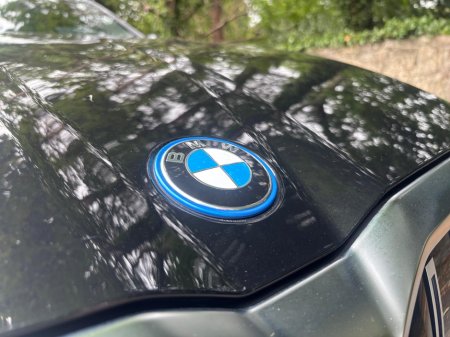 2024 BMW 5-Series - photo 11