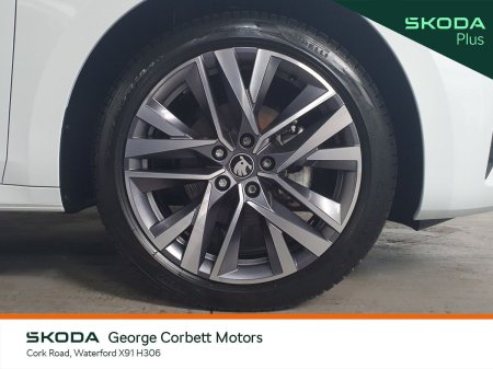 2025 Skoda Octavia - photo 8