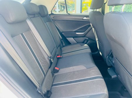 2021 Volkswagen T-Roc - photo 14