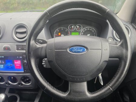 2008 Ford Fusion - photo 8