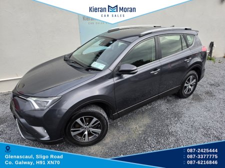 2018 Toyota RAV4 - photo 3