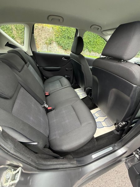 2011 Mercedes-Benz A-Class - photo 15