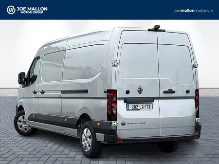 2026 Renault Master - photo 2