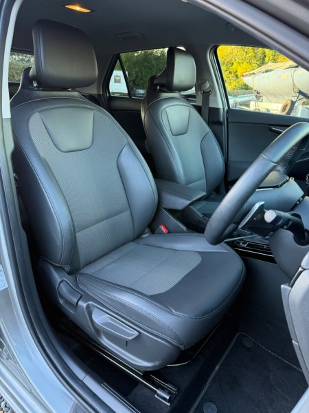 2024 Kia Niro - photo 13