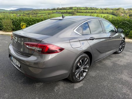 2022 Opel Insignia - photo 4