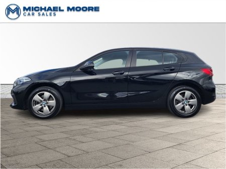 2022 BMW 1-Series - photo 6
