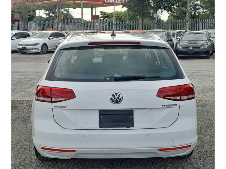 2016 Volkswagen Passat - photo 5
