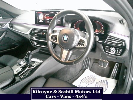2020 BMW 5-Series - photo 22