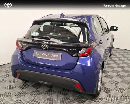 2024 Toyota Yaris - photo 2
