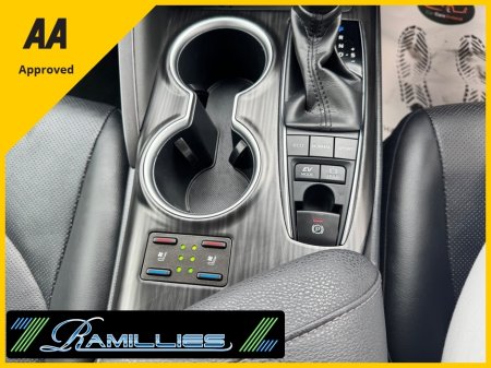 2023 Toyota Camry - photo 13