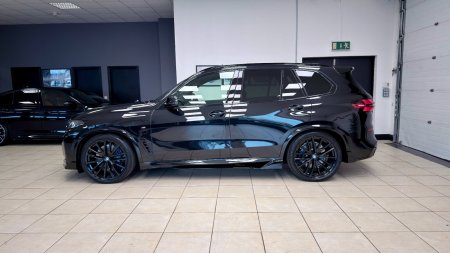 2025 BMW X5 - photo 3