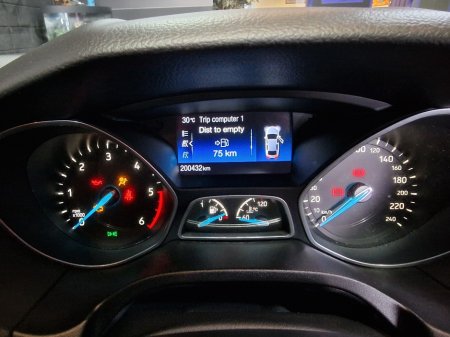 2017 Ford Focus - photo 18