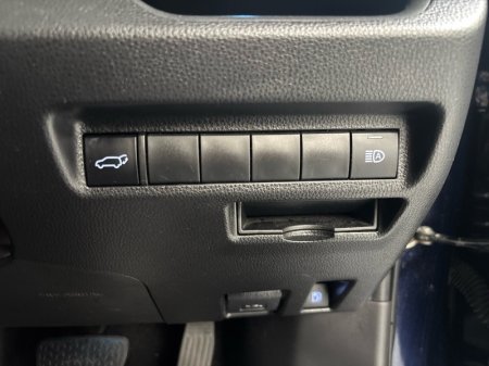 2022 Toyota RAV4 - photo 13