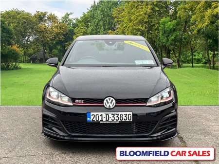 2020 Volkswagen Golf - photo 2
