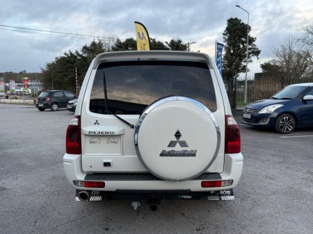 2006 Mitsubishi Pajero - photo 7