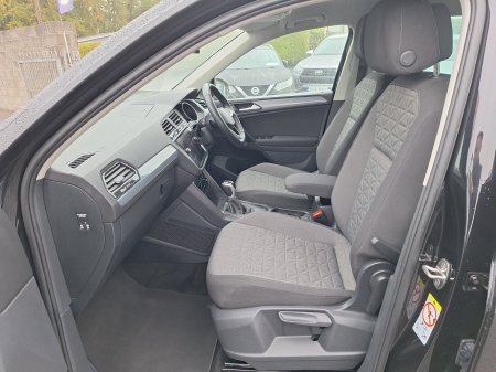 2023 Volkswagen Tiguan - photo 7