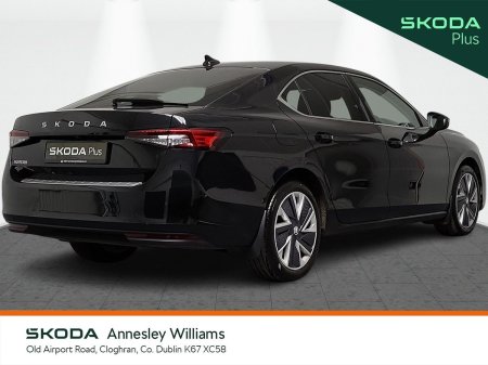 2024 Skoda Superb - photo 3