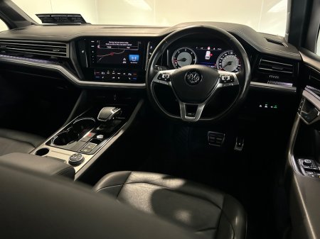 2019 Volkswagen Touareg - photo 26