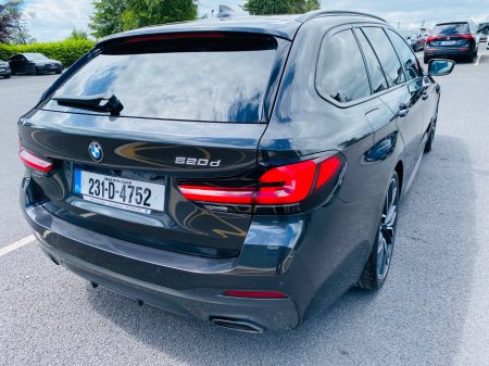 2023 BMW 5-Series - photo 5