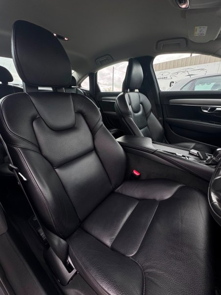 2017 Volvo S90 - photo 11