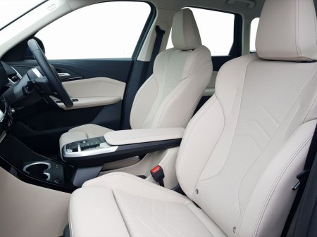 2025 BMW X1 - photo 7