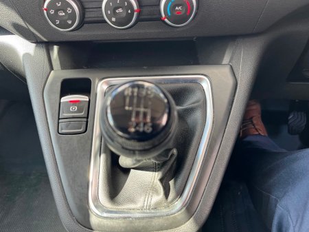 2025 Renault Kangoo - photo 17