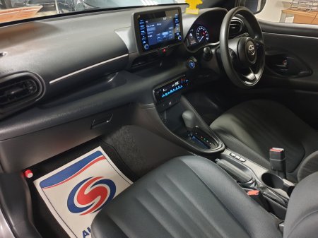 2021 Toyota Yaris - photo 14