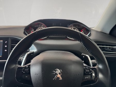 2019 Peugeot 308 - photo 13