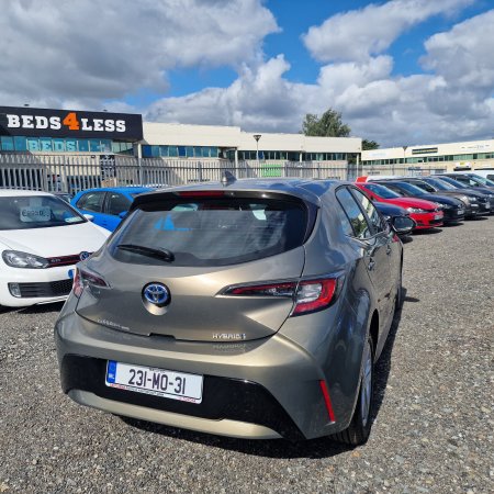 2023 Toyota Corolla - photo 3