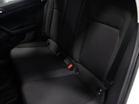 2019 Volkswagen Polo - photo 33