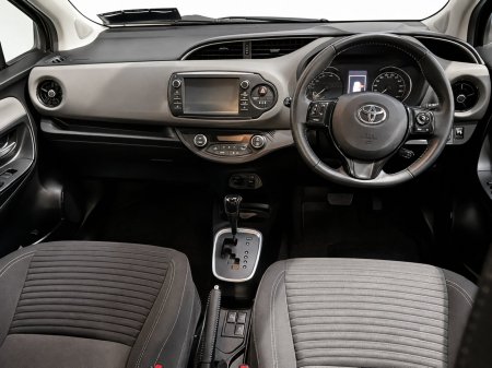 2019 Toyota Yaris - photo 8