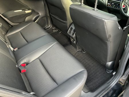 2018 Honda Grace - photo 11
