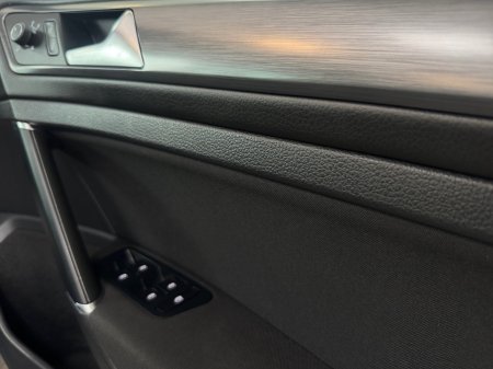 2019 Volkswagen Golf - photo 12