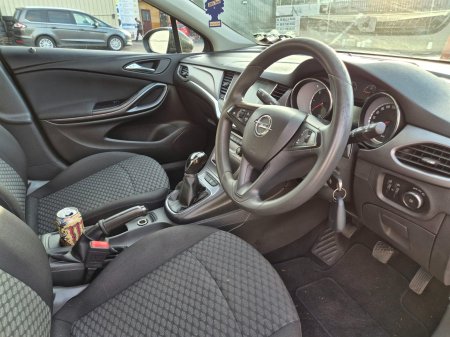 2016 Opel Astra - photo 8