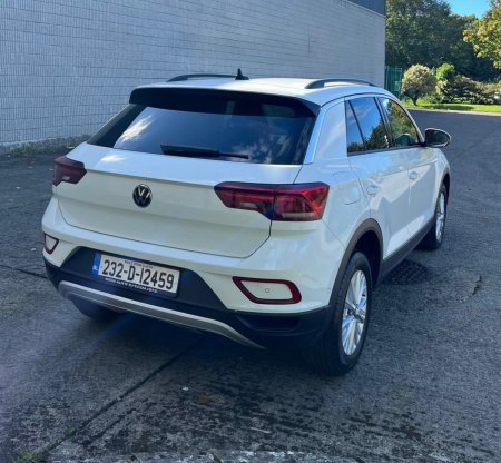 2023 Volkswagen T-Roc - photo 6