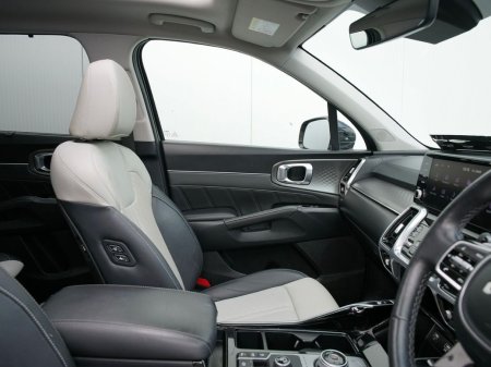 2023 Kia Sorento - photo 35